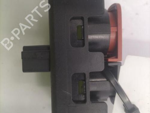 Used Warning switch Warning switch RENAULT SCÉNIC III (JZ0/1_) 1.9 dCi (JZ0J, JZ1J, JZ1K, JZ1S) (131 hp) 22831774 22831774