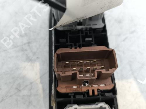Used Left front window switch Left front window switch RENAULT SCÉNIC II (JM0/1_) 1.5 dCi (JM1E, JM16) (106 hp) 40515933 40515933