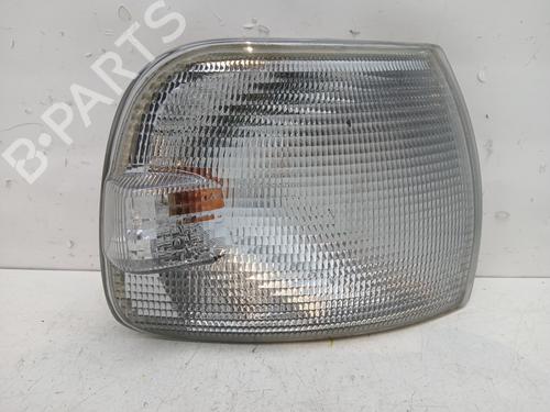 Clignotant avant droit VW TRANSPORTER T4 Bus (70B, 70C, 7DB, 7DK, 70J, 70K, 7DC, 7DJ) 2.5 TDI (151 hp) 29869033