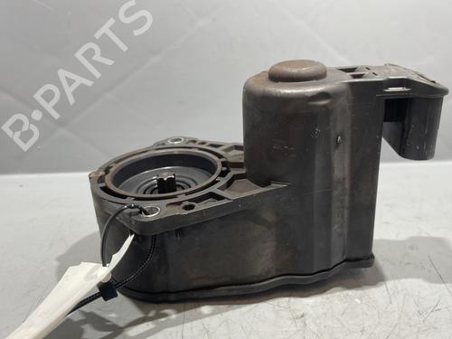 Electric handbrake PEUGEOT 308 II (LB_, LP_, LW_, LH_, L3_) 2.0 BlueHDi 150 | BP28384446E5 