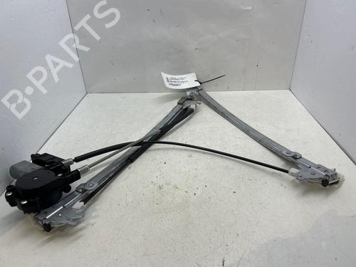 Rudehejsemekanisme ventre foran Rudehejsemekanisme ventre foran RENAULT MEGANE II Estate (KM0/1_) 2.0 (135 hp) 35886715 35886715