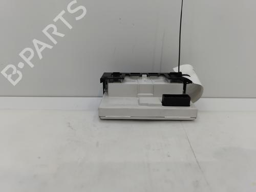 display-monitor-renault-trafic-ii-bus-jl-2001-33448154 main image