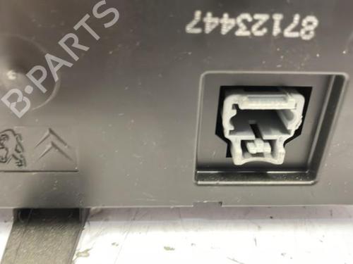 Used Climate control Climate control 22834923 22834923
