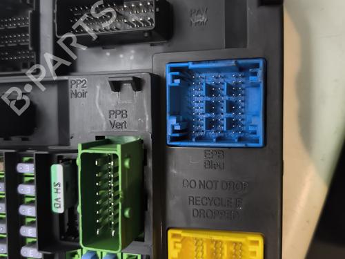 Fuse box CITROËN C4 II (NC_) 1.6 HDi 90 | BP27888605E1