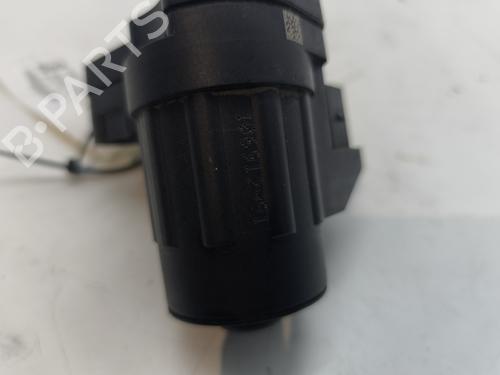 electric-handbrake-vw-t-roc-convertible-ac7-ac8-2019-26689139 main image