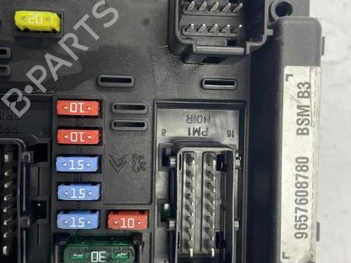 Used Fuse box PEUGEOT 206+ (2L_, 2M_) 1.4 HDi eco 70 (68 hp) 22831349