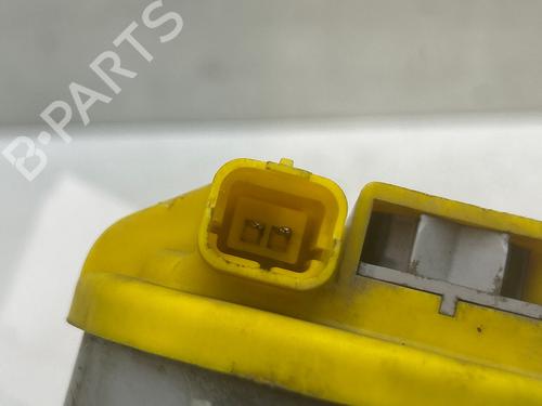 Używane Światło przeciwmgłowe przednie prawe Światło przeciwmgłowe przednie prawe CITROËN C2 (JM_) 1.4 HDi (68 hp) 39979476 39979476