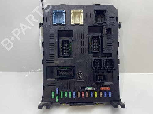 Used Fuse box Fuse box CITROËN C4 I (LC_) [2004-2014] 30647516 30647516