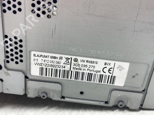 radio-vw-passat-b6-3c2-2005-2006-2007-2008-2009-2010-2011-31880285 main image