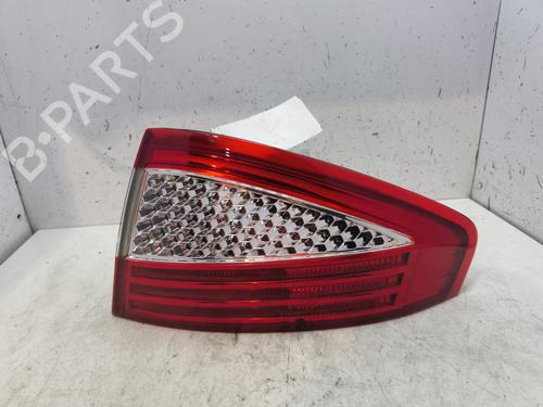 Used Right taillight FORD MONDEO IV (BA7) 2.0 TDCi (140 hp) 28526026