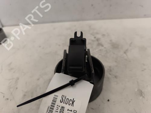Used Switch NISSAN X-TRAIL I (T30) 2.2 dCi (136 hp) 24571175