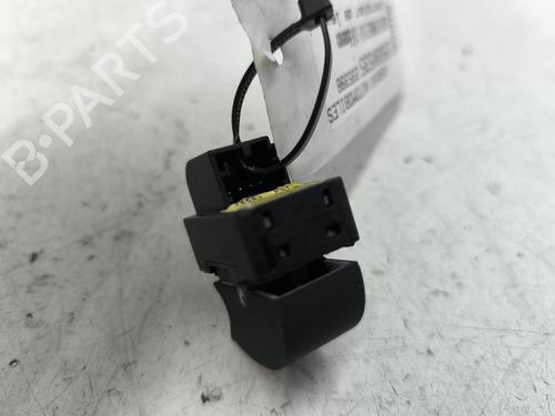 Used Right front window switch Right front window switch AUDI A3 (8P1) 1.6 (102 hp) 35937009 35937009