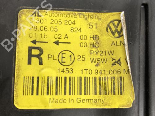 Right headlight VW TOURAN (1T1, 1T2) 2.0 TDI 16V | BP22819153C29 
