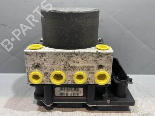 Used ABS pump RENAULT KANGOO (KC0/1_) 1.6 16V (95 hp) 29491892