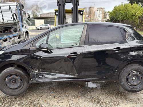 Used Parts PEUGEOT 208 I (CA_, CC_) 1.2 PureTech 82 (82 hp) 4390867