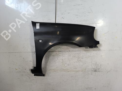 Forskærm Højre RENAULT CLIO II (BB_, CB_) 1.4 (B/CB0C, B/CB0S) (75 hp) 28384412