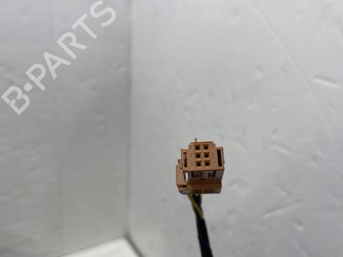 Left mirror CITROËN C4 CACTUS 1.2 VTi 82 | BP31849372C26