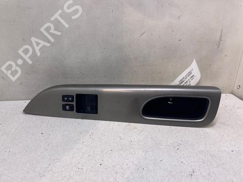 Used Left front window switch Left front window switch NISSAN MICRA IV (K13K, K13KK) 1.2 (80 hp) 39979200 39979200