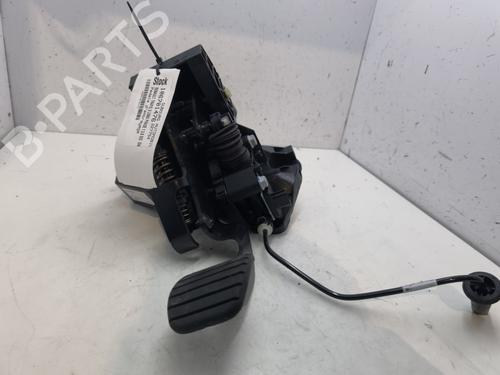 Used Clutch pedal Clutch pedal RENAULT TRAFIC III Bus (JG_) [2014-2026] 26741925 26741925