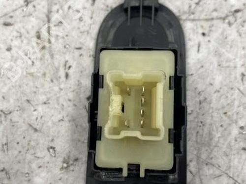 Used Right front window switch Right front window switch DACIA DUSTER (HS_) 1.5 dCi (109 hp) 22834406 22834406