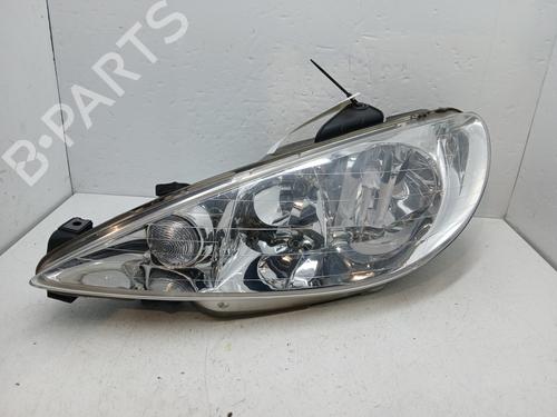 Venstre forlygte PEUGEOT 206 Hatchback (2A/C) 1.4 i (75 hp) 31581888