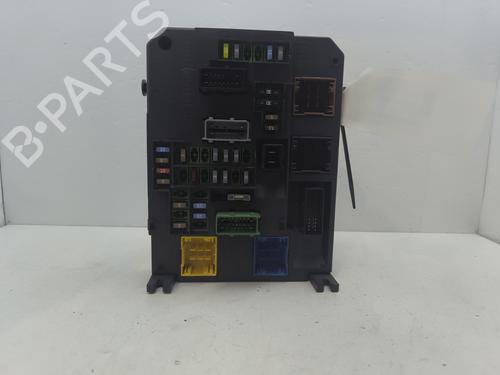 Used Fuse box CITROËN C4 II (NC_) 1.4 VTi 95 (NC8FP0) (95 hp) 31663059