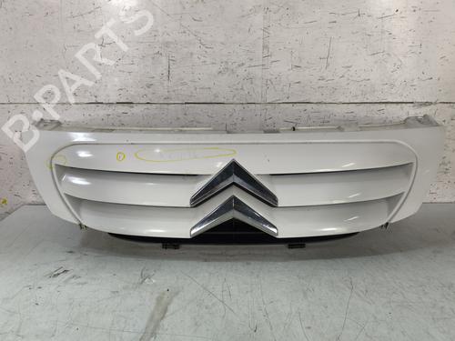 Used Grille CITROËN C3 I (FC_, FN_) 1.4 HDi (68 hp) 29869115