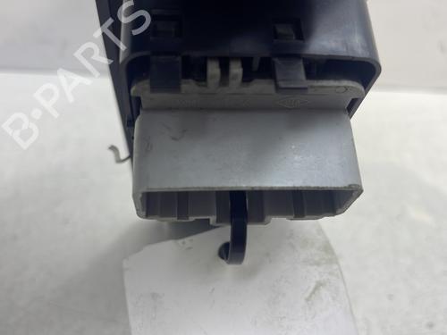 Right front window switch RENAULT CLIO III (BR0/1, CR0/1) 1.5 dCi | BP29582136I26 