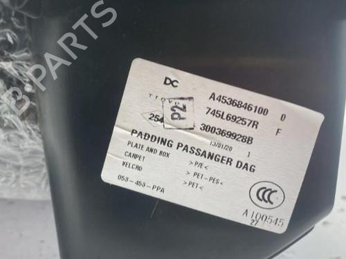 Used Jack Kit Jack Kit RENAULT TWINGO III (BCM_, BCA_) 1.0 SCe 70 (BCMB) (69 hp) 22842728 22842728