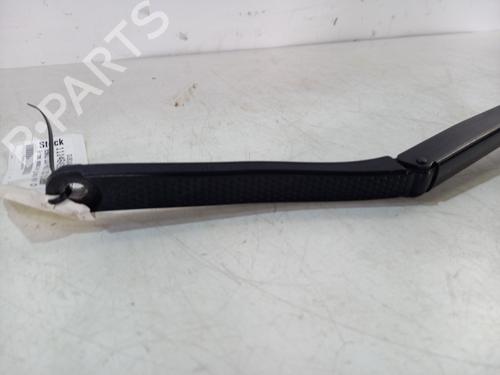 Front windshield wiper arm RENAULT CLIO IV (BH_) 1.5 dCi 110 | BP29377177C143 