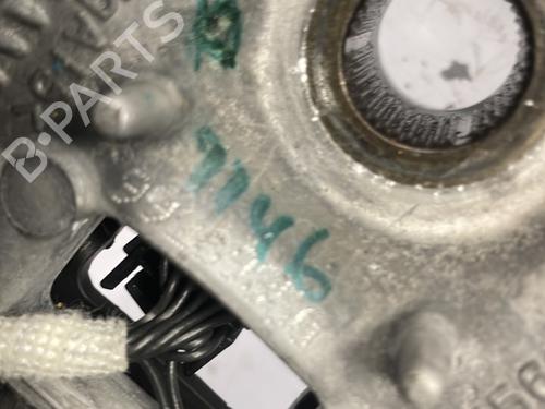 steering-wheel-renault-megane-iv-hatchback-b9amn_-12-tce-100-b9ms-484005825r-2015-22847678 main image