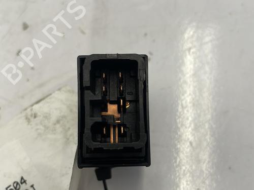 Used Left rear window switch HYUNDAI TUCSON (JM) 2.0 CRDi All-wheel Drive (140 hp) 22830030