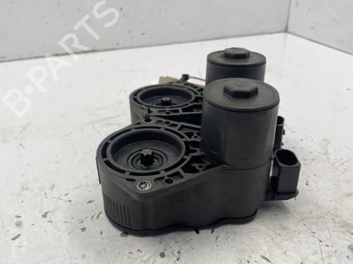 Electric handbrake PEUGEOT 308 II (LB_, LP_, LW_, LH_, L3_) 1.5 BlueHDi 130 | BP22841727E5 