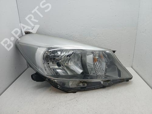 Used Right headlight TOYOTA YARIS (_P13_) 1.3 (NSP130_, NSP130) (99 hp) 32403393