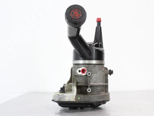 Used Steering pump PEUGEOT 308 I (4A_, 4C_) 1.6 HDi (109 hp) 22812864