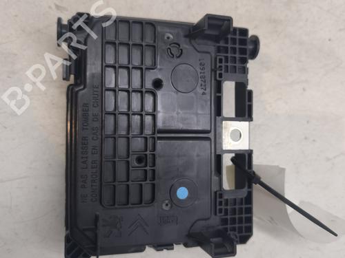 Fuse box CITROËN C3 II (SC_) 1.4 HDi 70 (SC8HZC, SC8HR0, SC8HP4) | BP27525266E1  - Image 5