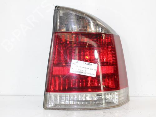 Used Right taillight OPEL VECTRA C GTS (Z02) 2.2 DTI 16V (F68) (125 hp) 22813060
