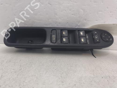 Used Left front window switch CITROËN C3 Picasso (SH_) 1.6 HDi (90 hp) 30701291