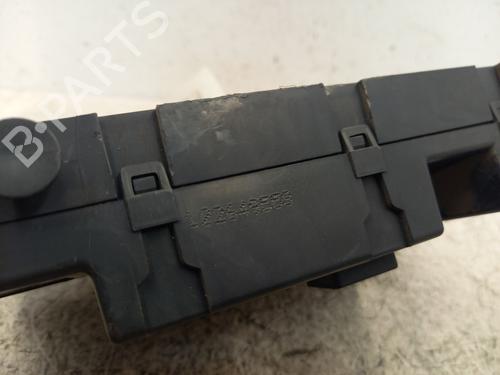 Used Fuse box Fuse box CITROËN C4 I (LC_) 1.4 16V (88 hp) 24468899 24468899