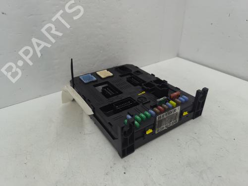 Fuse box PEUGEOT 307 CC (3B) 2.0 16V | BP31806934E1