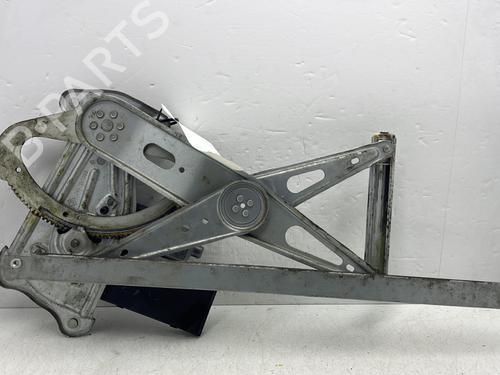 Used Front left window mechanism Front left window mechanism RENAULT MEGANE III Hatchback (BZ0/1_, B3_) 1.5 dCi (BZ0C) (90 hp) 31090792 31090792