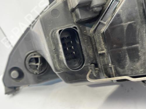 Right headlight FORD FOCUS I Saloon (DFW) 2.0 16V | BP22831137C29 