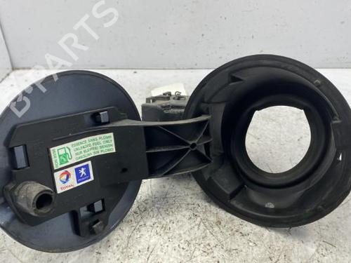fuel-flap-peugeot-1007-km_-14-1517c3-2005-22834282 main image