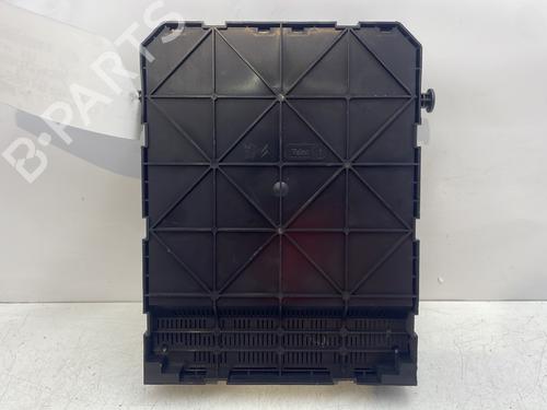 Fuse box LANCIA PHEDRA (179_) 2.0 JTD (179.AXH1B, 179.BXH1B) | BP28963453E1