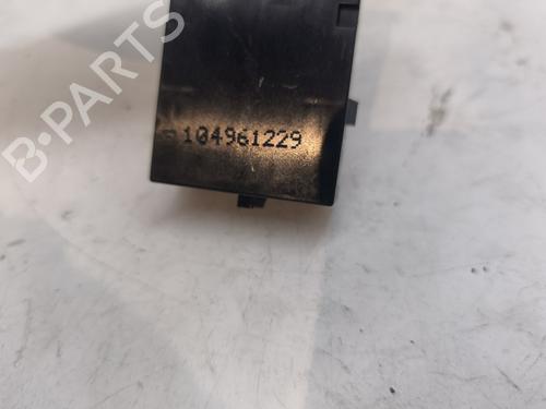 Used Right front window switch Right front window switch OPEL ASTRA K (B16) 1.6 CDTi (68) (110 hp) 25996600 25996600