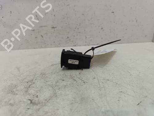 Used Warning switch Warning switch VW POLO IV (9N_, 9A_) 1.2 12V (64 hp) 28499604 28499604