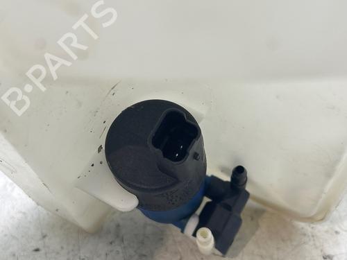 Used Windscreen washer tank Windscreen washer tank 39422667 39422667