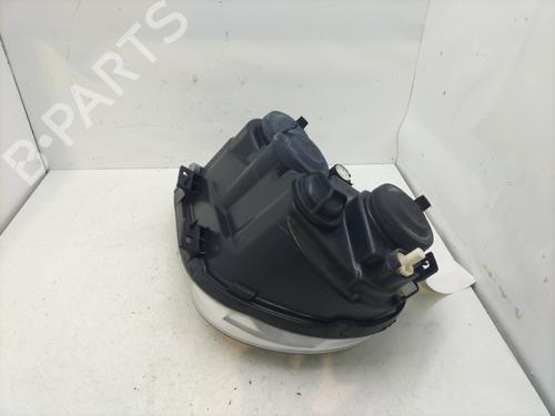 Right headlight VW POLO IV (9N_, 9A_) 1.2 12V | BP29377490C29 