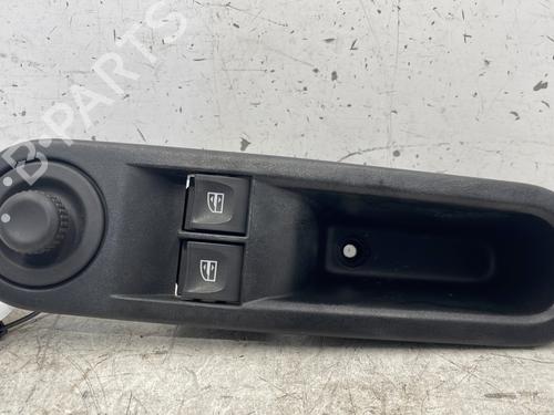 Venstre Foran elrute bryter RENAULT TWINGO III (BCM_, BCA_) 0.9 TCe 90 (BCM9, BCM2) (90 hp) 24894425