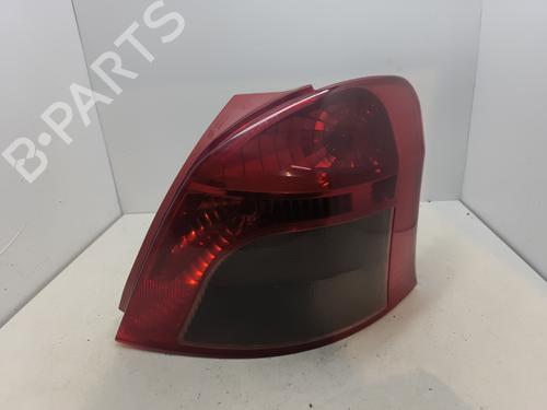 Højre baglygte TOYOTA YARIS (_P9_) 1.4 D-4D (NLP90_, NLP90R) (90 hp) 30378833